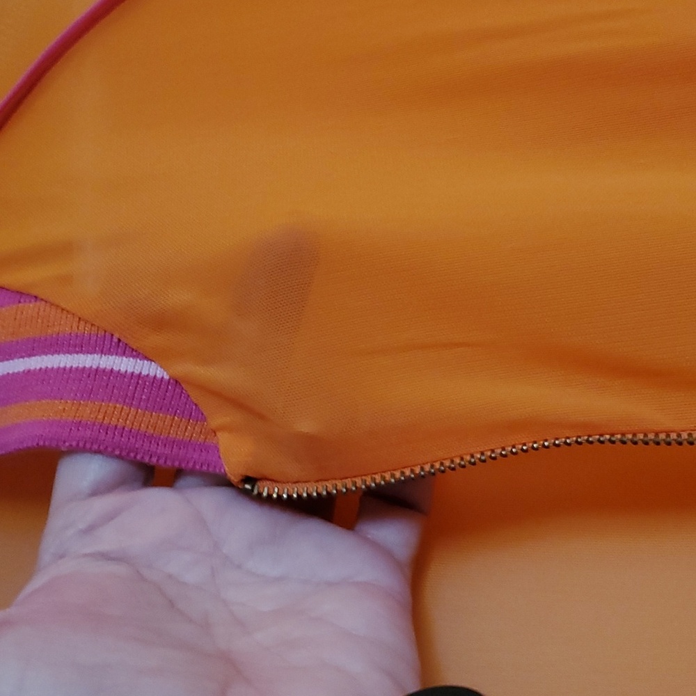 REQUEST JACKETAND TOP - Picture 6 of 7